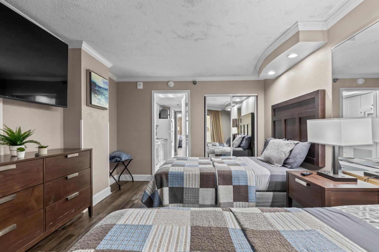 6900 N Ocean Blvd. Photo 4