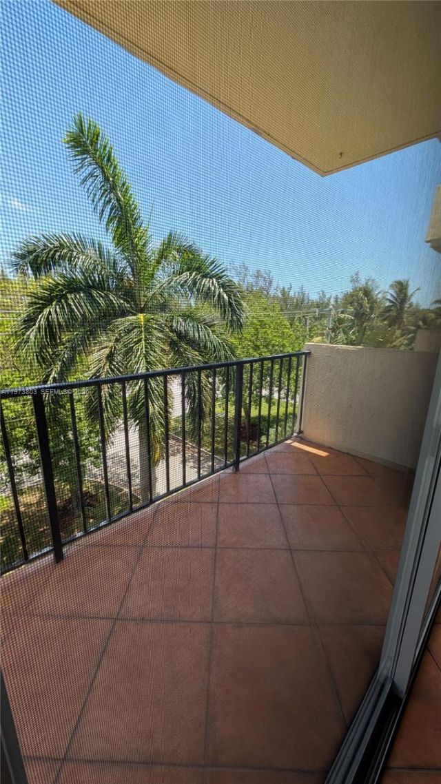 2600 NE 135th St , Unit 4E-A, North Miami, FL 33181 Photo