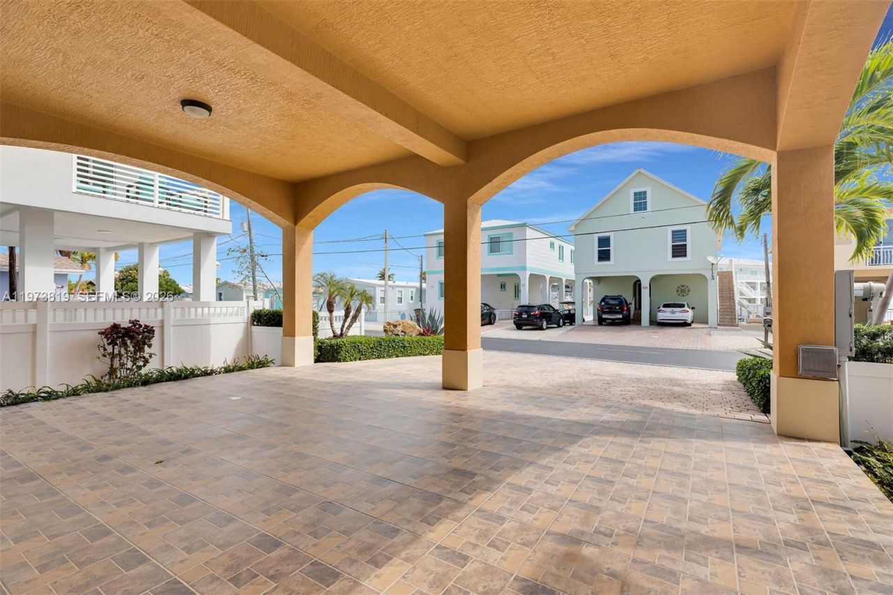 226 Normandy Dr , Tavernier, FL 33070 Photo