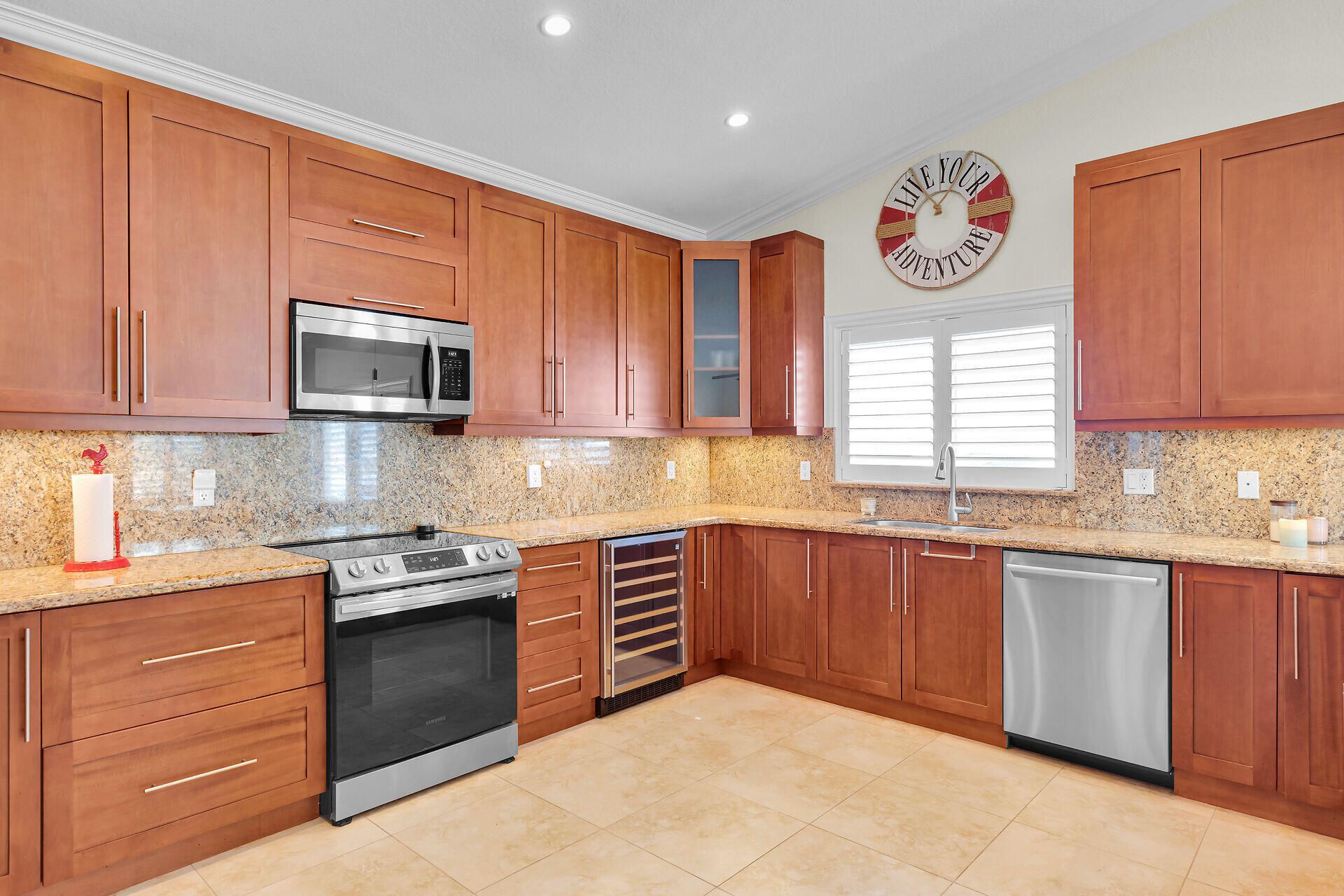 226 Normandy Dr, Tavernier, FL 33070 Photo