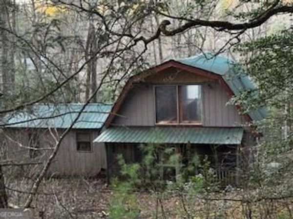 216 Holly Hill Drive, Blairsville, GA 30512