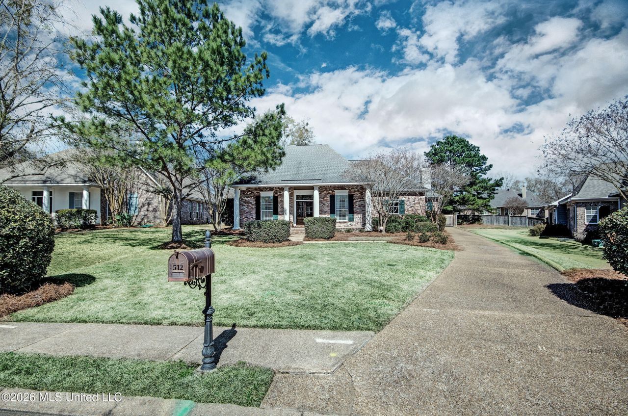 512 Carlisle Circle, Madison, MS 39110 Main Photo