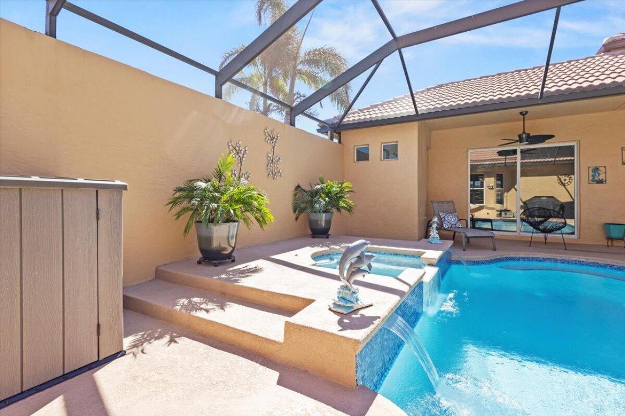 814 SW Saint Julien Court, Port Saint Lucie, FL 34986 Photo