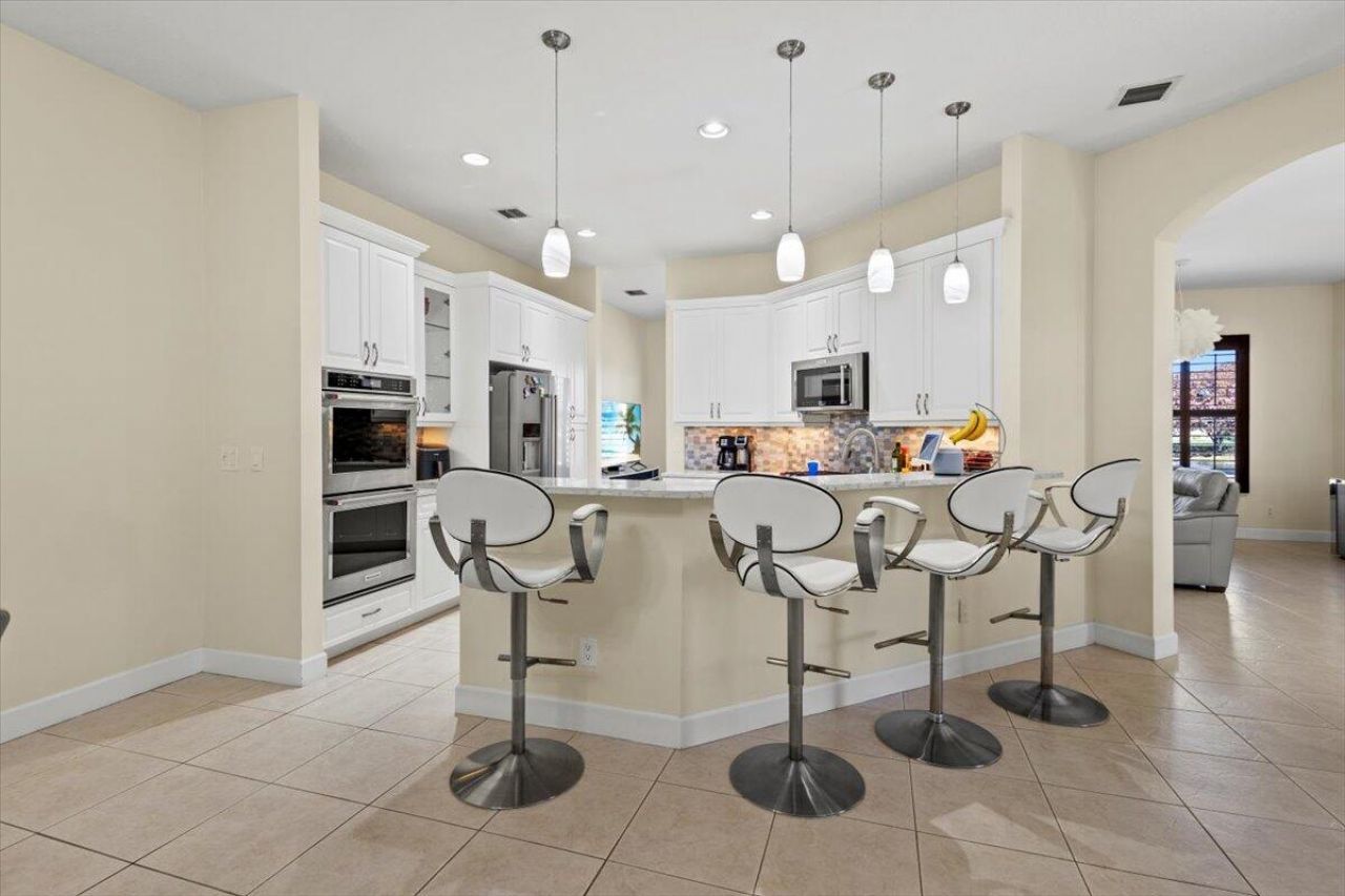 814 SW Saint Julien Court, Port Saint Lucie, FL 34986 Photo