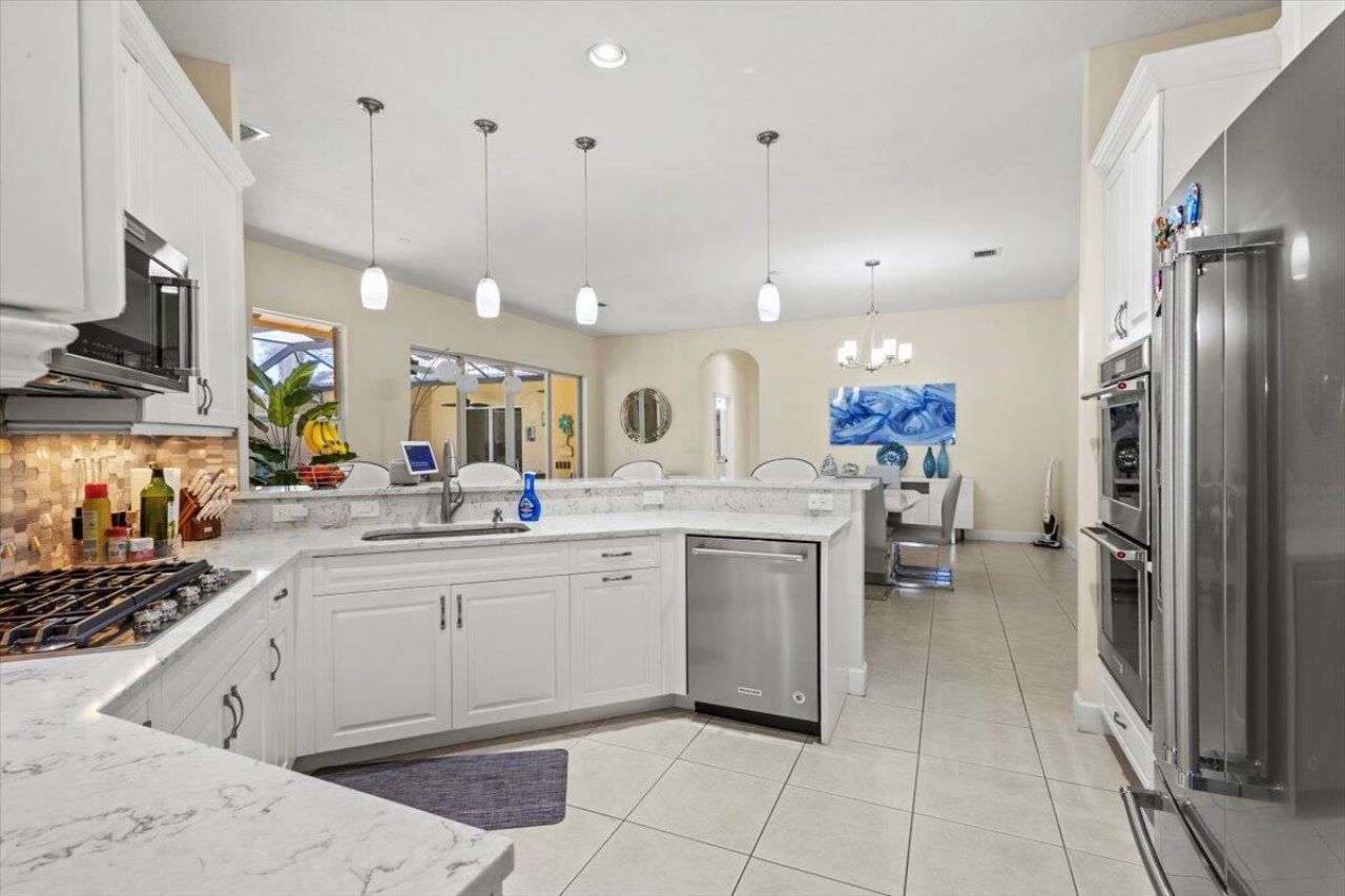 814 SW Saint Julien Court, Port Saint Lucie, FL 34986 Photo