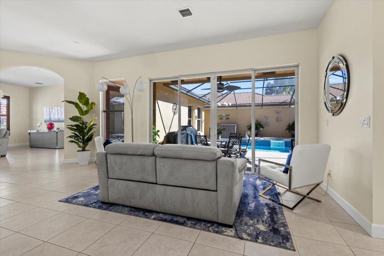 814 SW Saint Julien Court, Port Saint Lucie, FL 34986 Photo