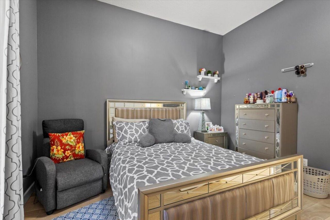 814 SW Saint Julien Court, Port Saint Lucie, FL 34986 Photo