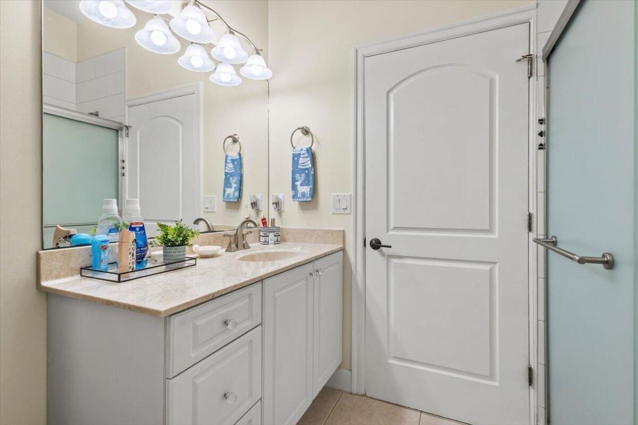 814 SW Saint Julien Court, Port Saint Lucie, FL 34986 Photo