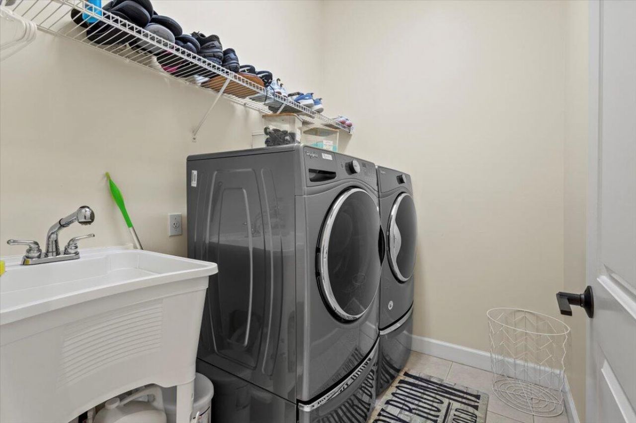 814 SW Saint Julien Court, Port Saint Lucie, FL 34986 Photo