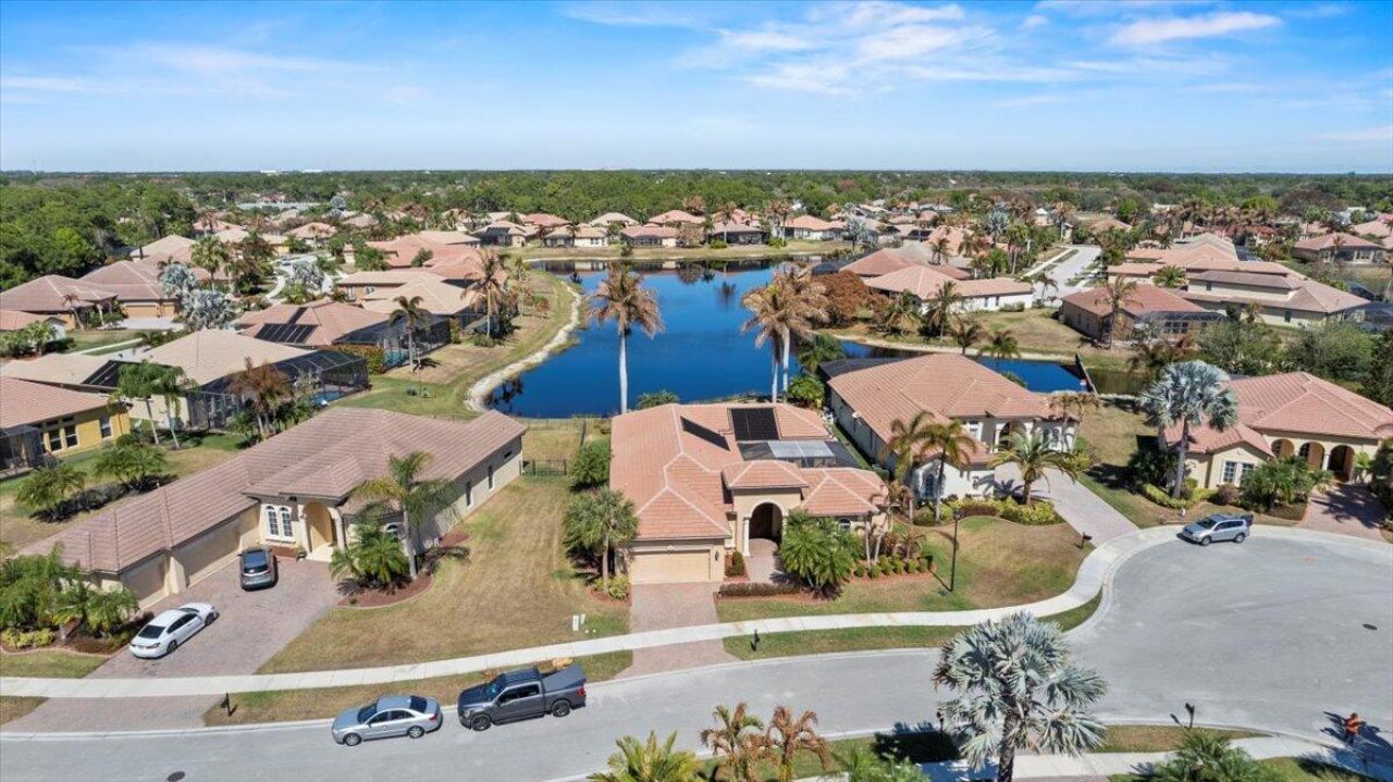 814 SW Saint Julien Court, Port Saint Lucie, FL 34986 Photo