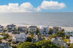 5 E Beachwood photo 4