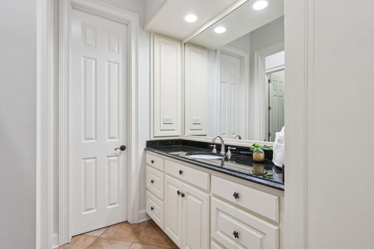 5 E Beachwood Photo 35