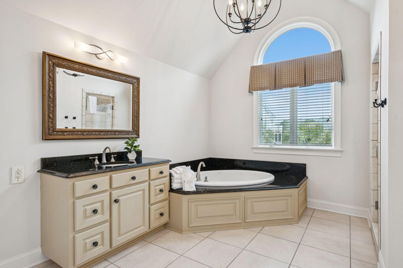 5 E Beachwood Photo 43