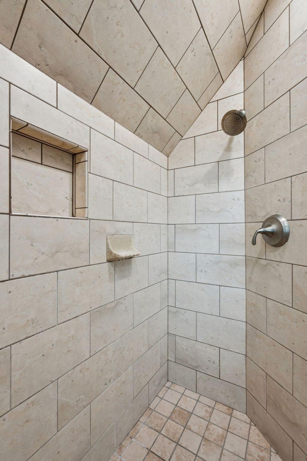 5 E Beachwood Photo 45