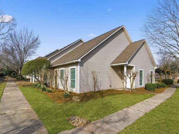 115 Summit Rdg, Hattiesburg, MS 39402