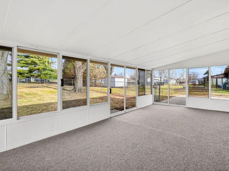 200 Meadow Drive, Circleville, OH 43113 Photo 18