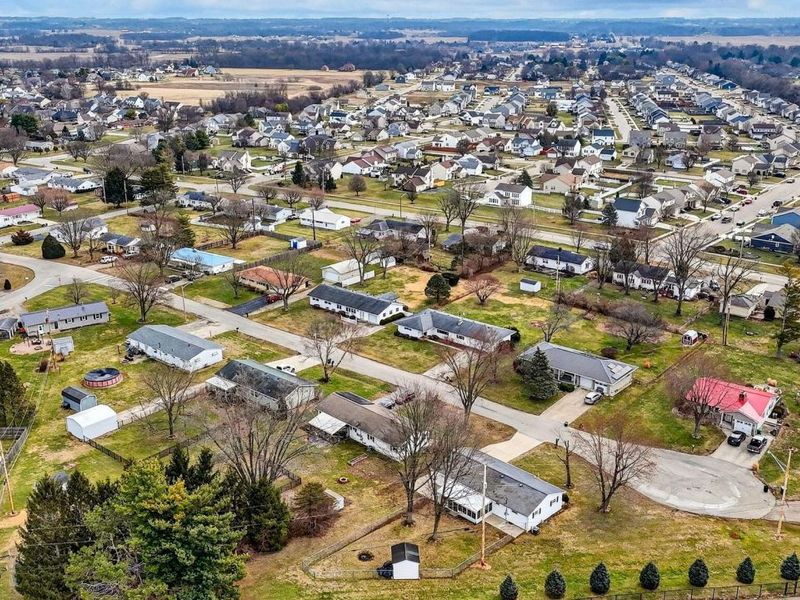 200 Meadow Drive, Circleville, OH 43113 Photo 36