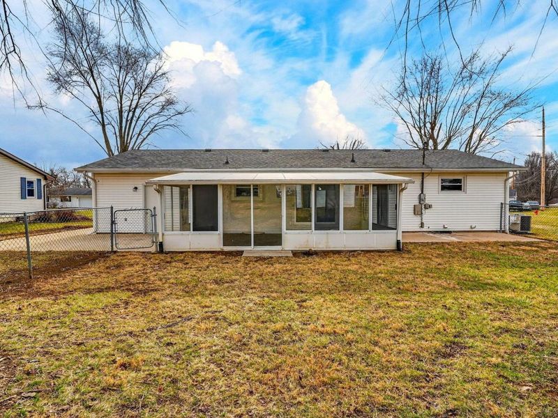 200 Meadow Drive, Circleville, OH 43113 Photo 37