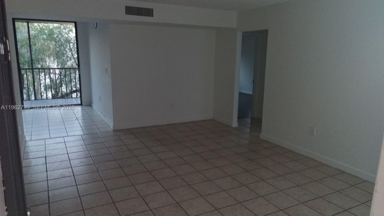 8400 SW 133rd Ave Rd, Unit 318, Miami, FL 33183 Photo