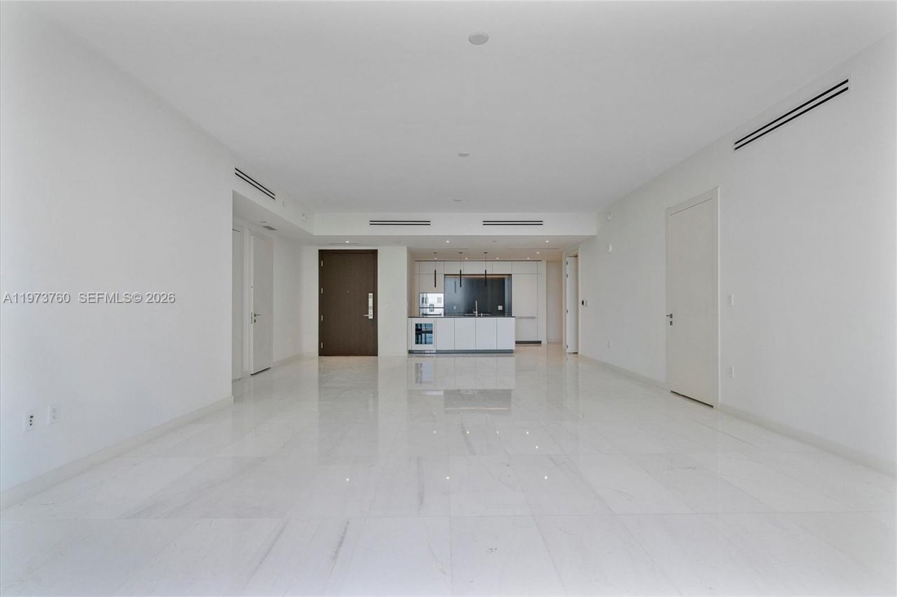 300 Biscayne Blvd Way , Unit 903, Miami, FL 33131 Photo