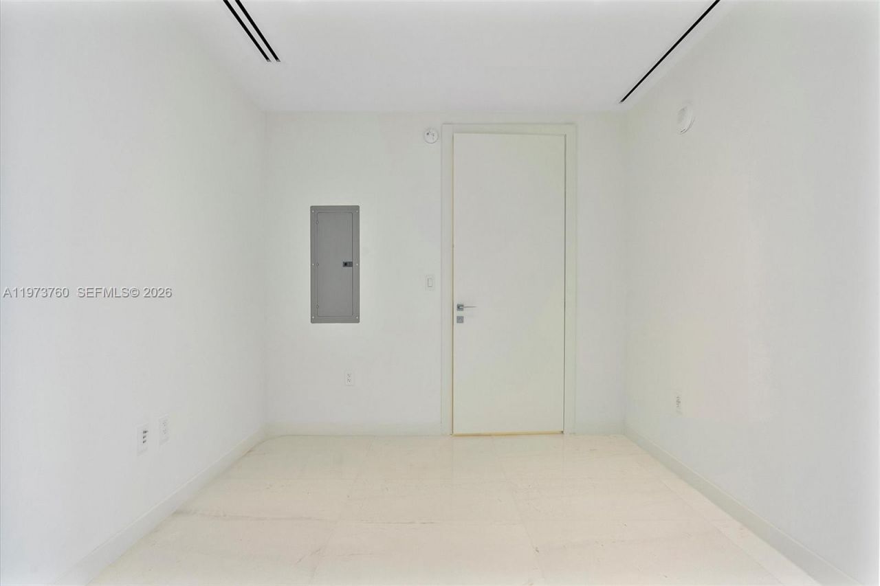 300 Biscayne Blvd Way , Unit 903, Miami, FL 33131 Photo