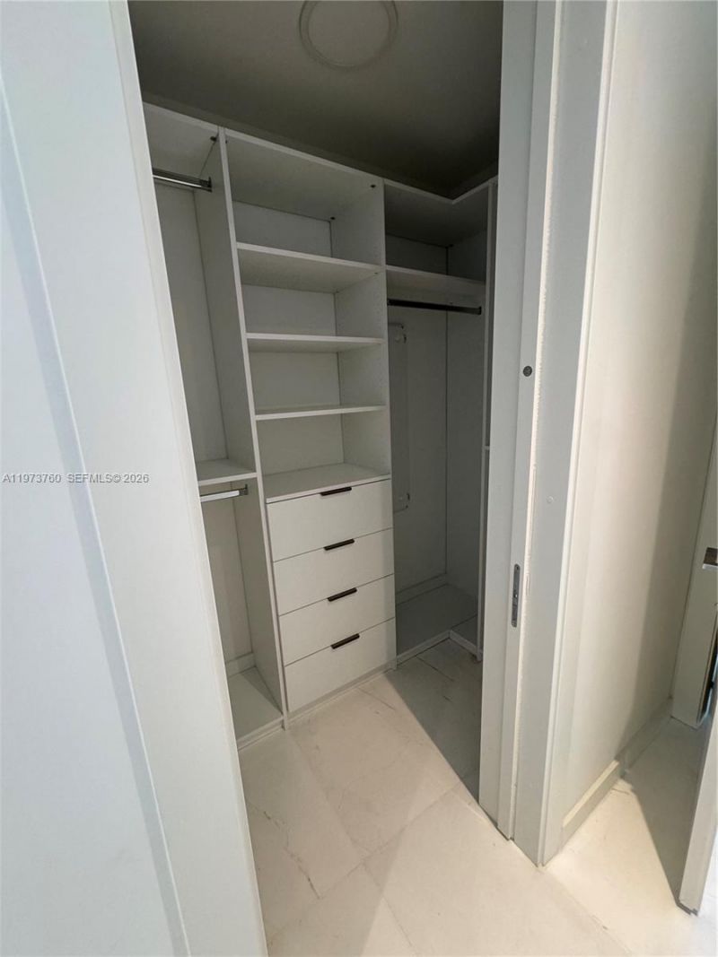 300 Biscayne Blvd Way , Unit 903, Miami, FL 33131 Photo