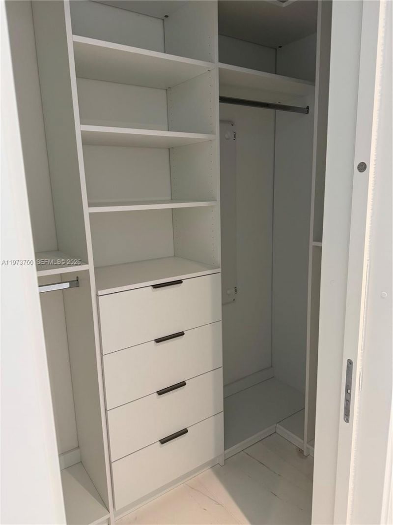 300 Biscayne Blvd Way , Unit 903, Miami, FL 33131 Photo