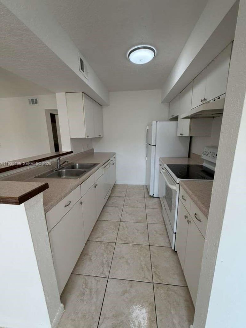 Please Call For Address, Unit 8-102, Boynton Beach, FL 33426 Photo