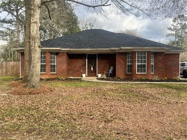5420 Scanlan Way W, Satsuma, AL 36572