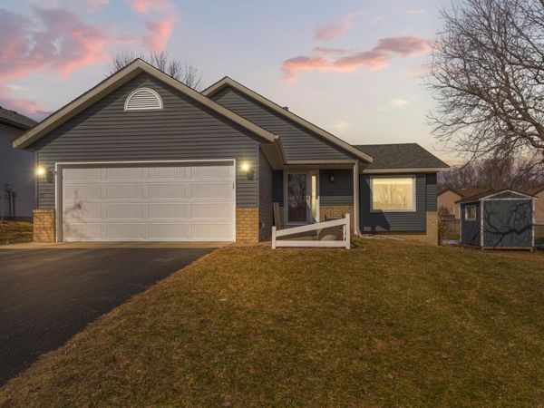 1158 Sunrise Alcove, Woodbury, MN 55125