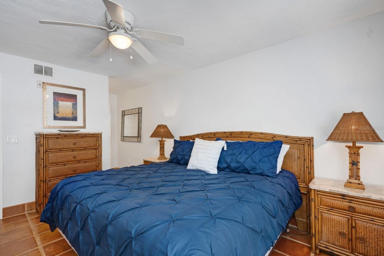 6157 Midnight Pass Road , Unit E22, Sarasota, FL 34242 Photo