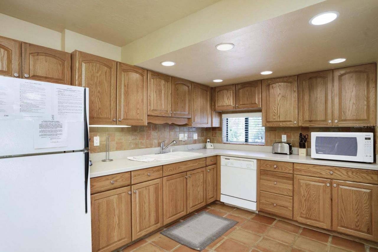 6157 Midnight Pass Road , Unit E22, Sarasota, FL 34242 Photo