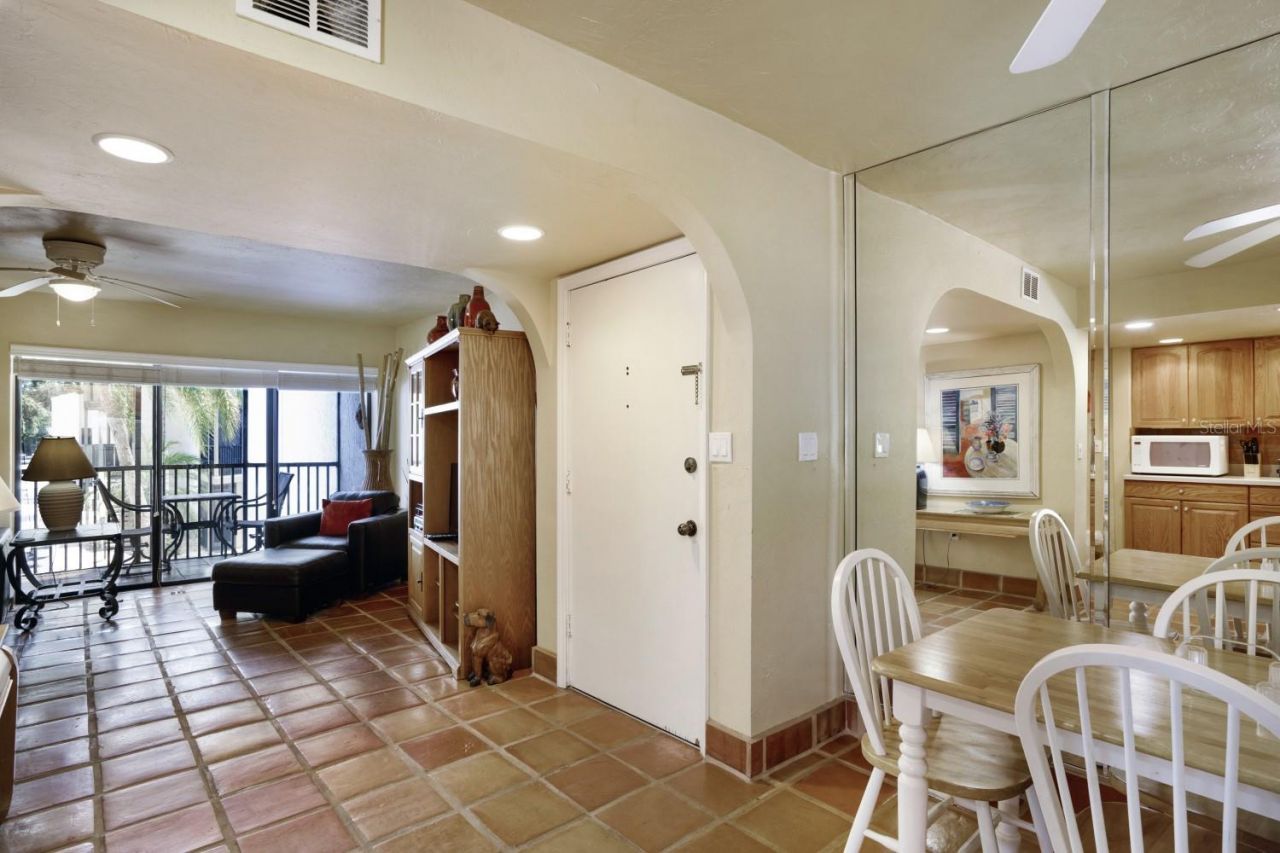 6157 Midnight Pass Road , Unit E22, Sarasota, FL 34242 Photo