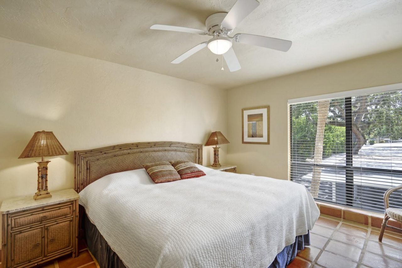 6157 Midnight Pass Road , Unit E22, Sarasota, FL 34242 Photo