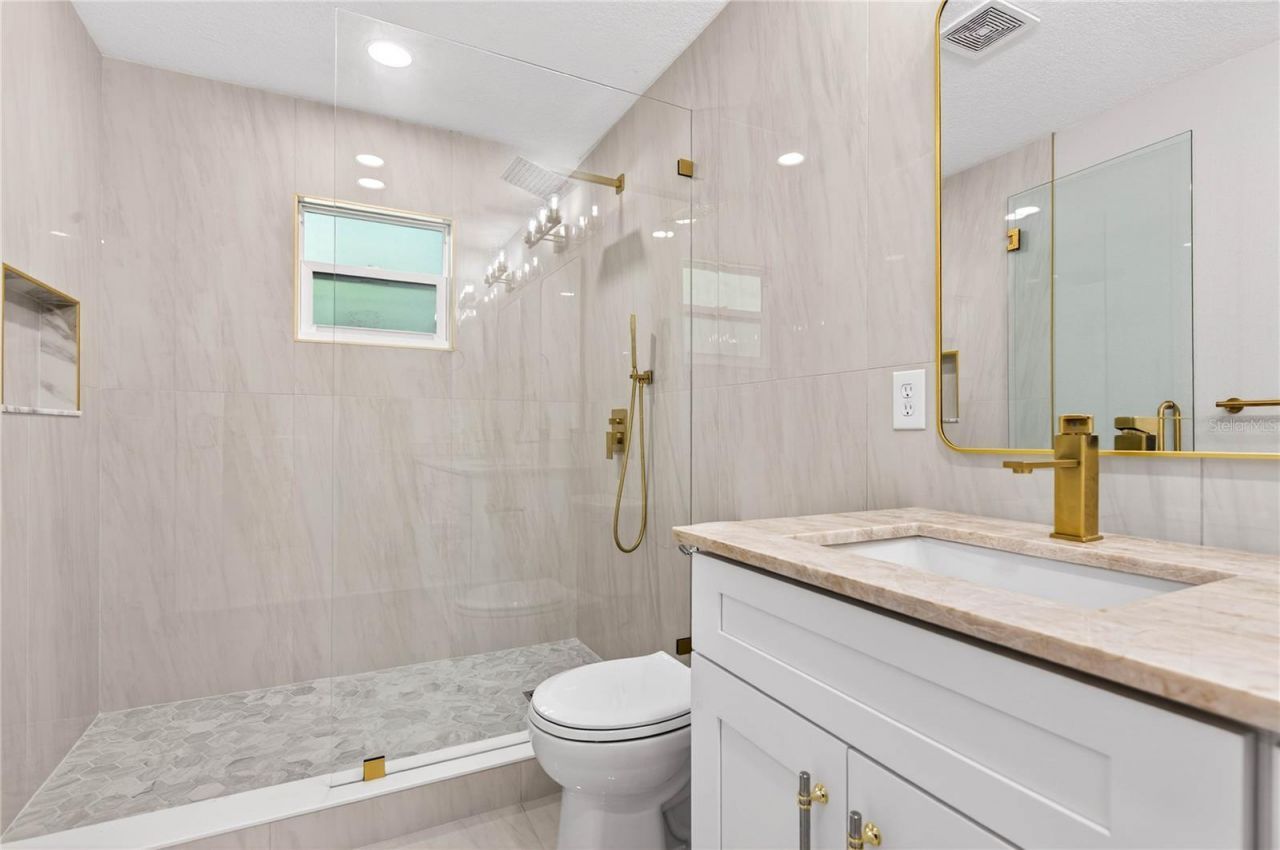 902 N 32nd Street, Saint Petersburg, FL 33713 Photo