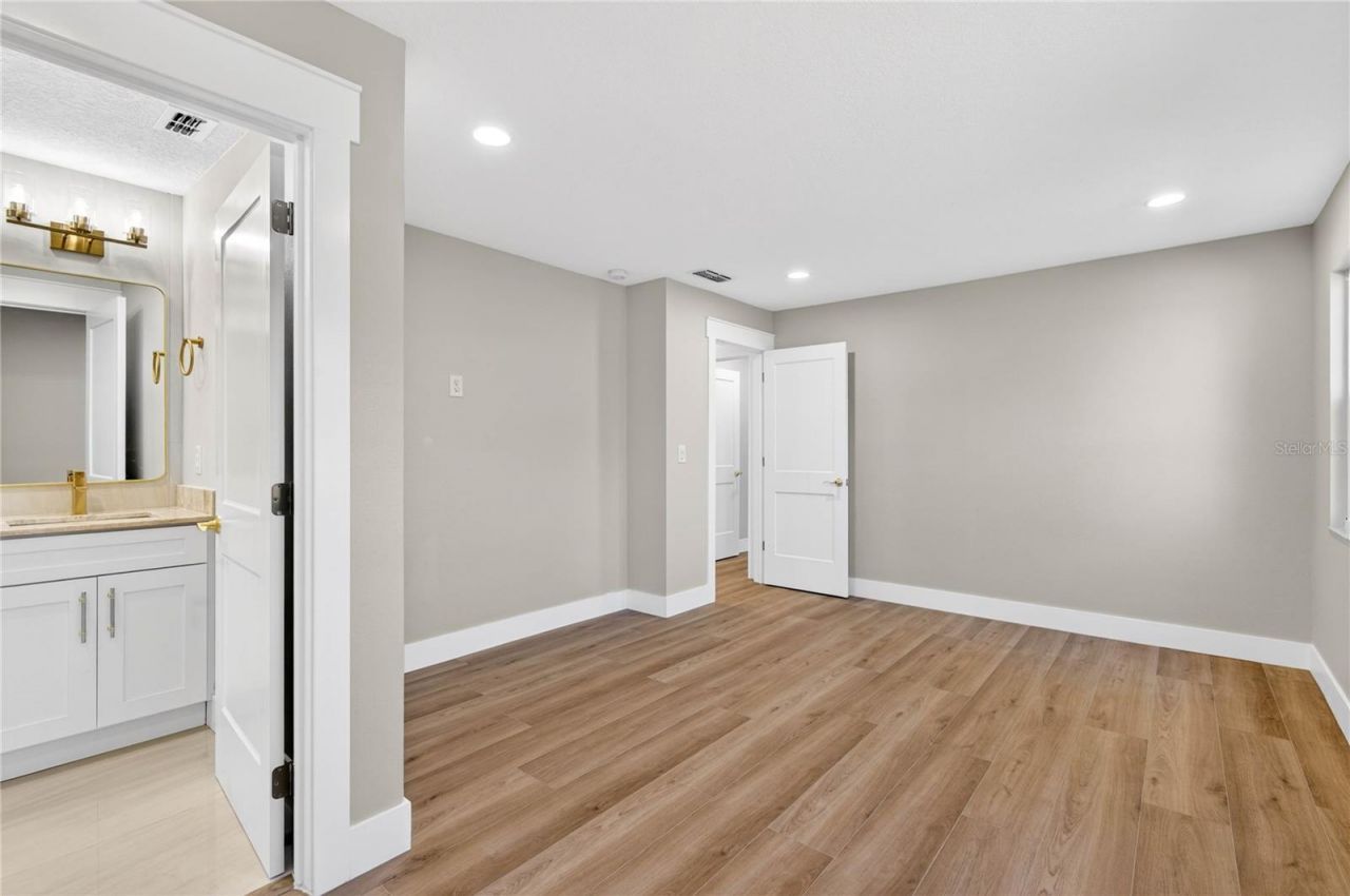 902 N 32nd Street, Saint Petersburg, FL 33713 Photo
