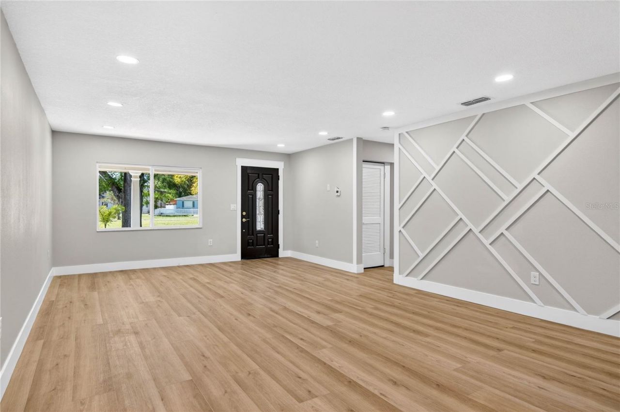 902 N 32nd Street, Saint Petersburg, FL 33713 Photo