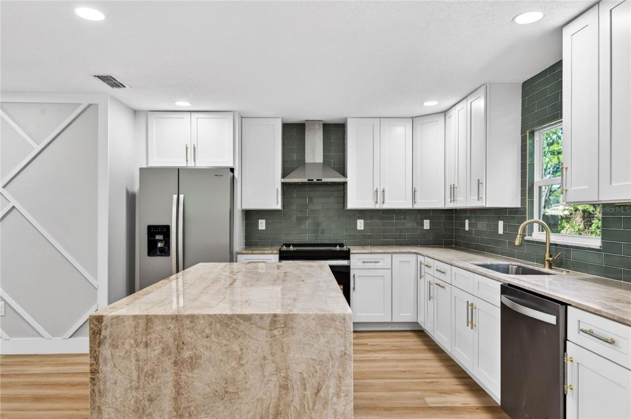 902 N 32nd Street, Saint Petersburg, FL 33713 Photo