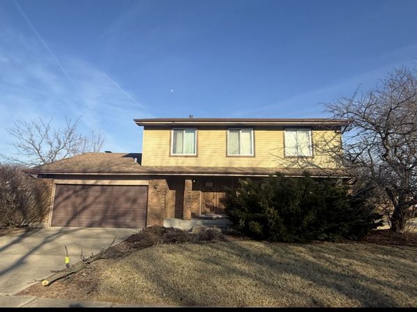 857 Academy Avenue, Matteson, IL 60443