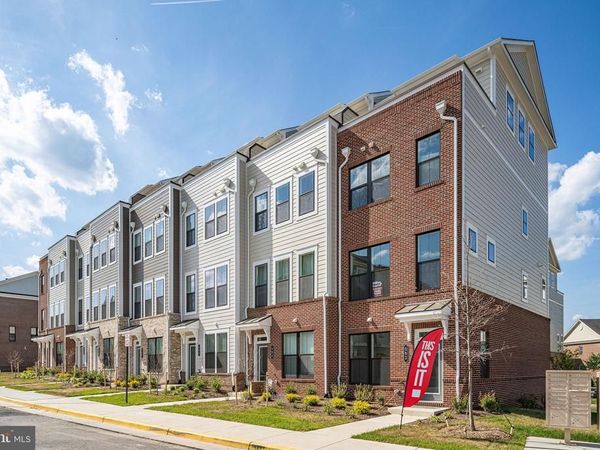 592 WATERMANS DRIVE, WOODBRIDGE, VA 22191