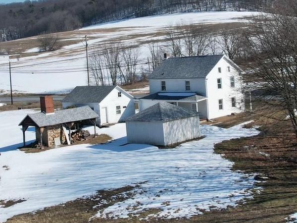 857 PENN DRIVE, TAMAQUA, PA 18252