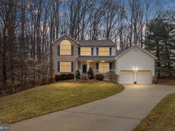 4 CLEAR SPRING LANE, NEWARK, DE 19711