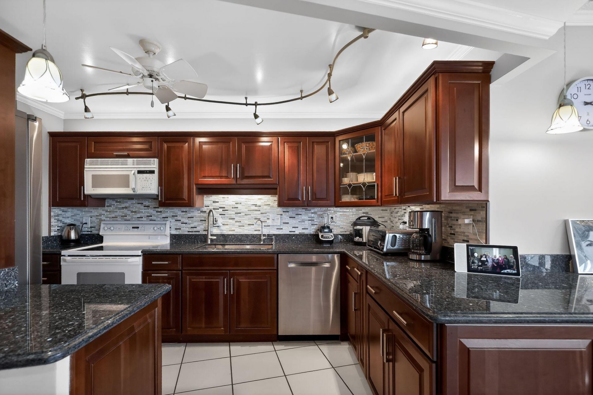 3000 Holiday Drive, Unit 1505, Fort Lauderdale, FL 33316 Photo