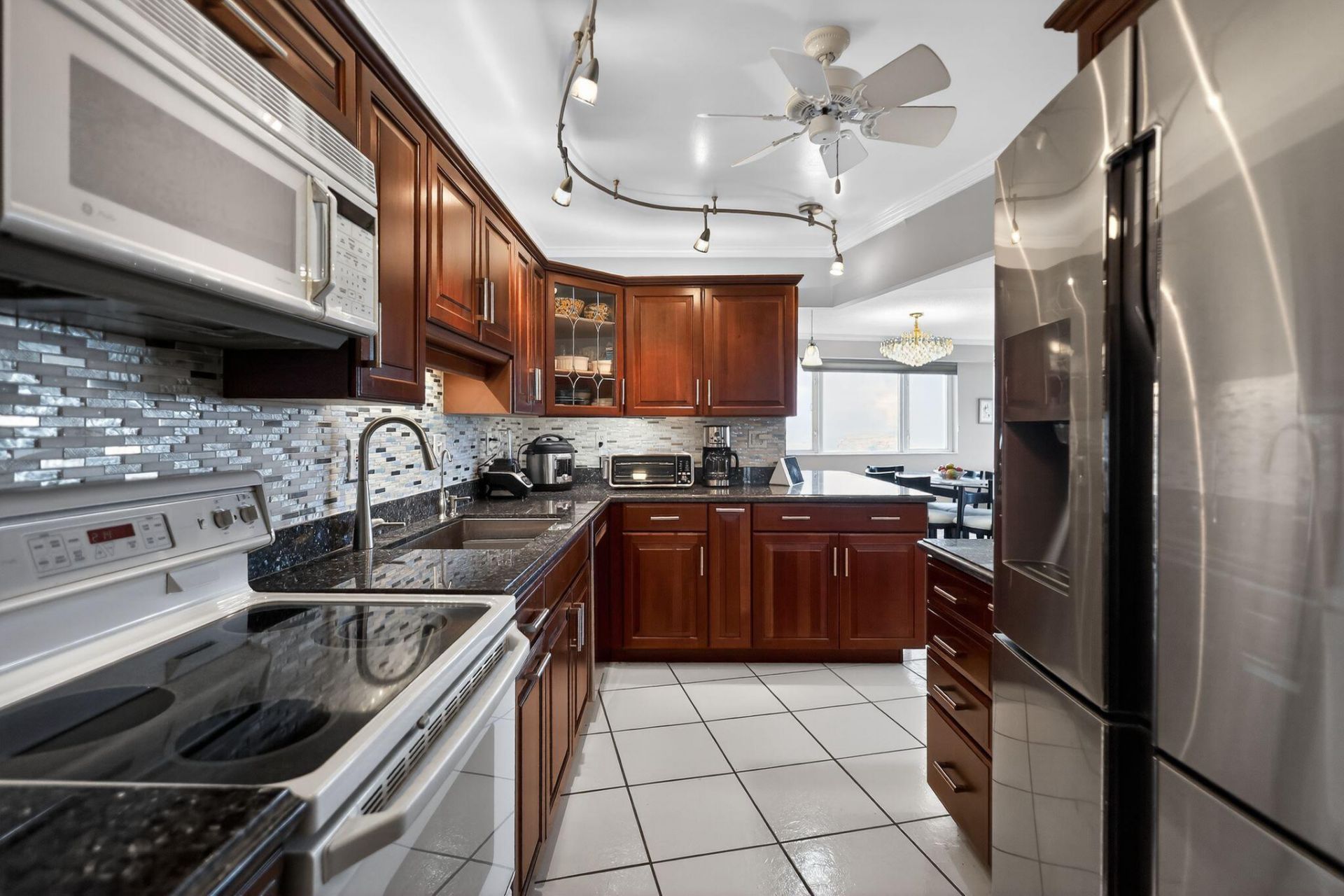 3000 Holiday Drive, Unit 1505, Fort Lauderdale, FL 33316 Photo