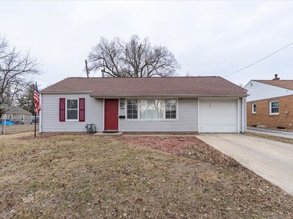 1108 Hovey Avenue , Normal, IL 61761