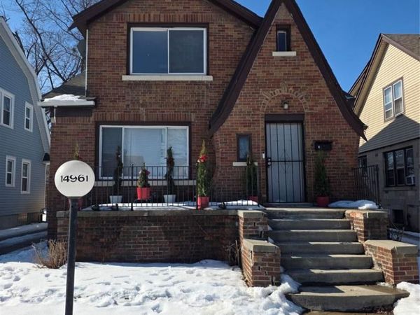 14961 Strathmoor Street, Detroit, MI 48227