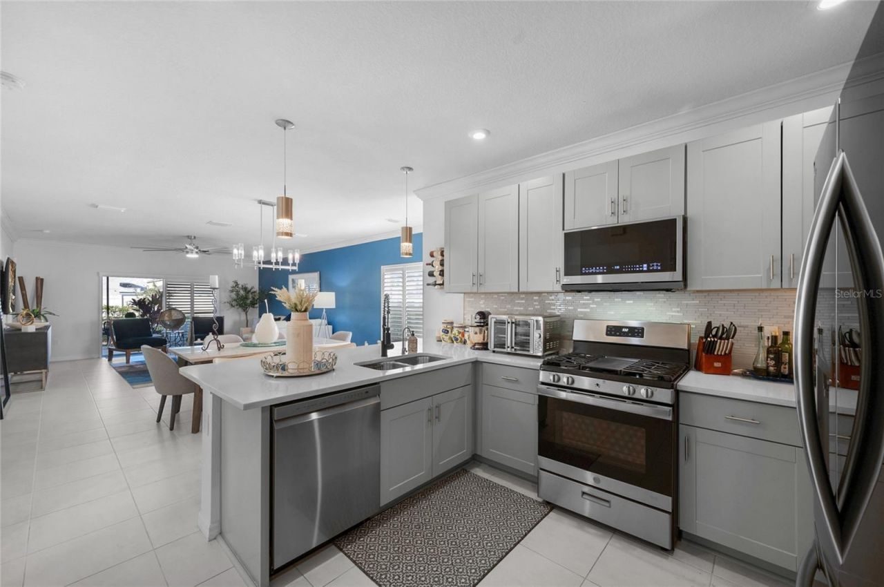 6236 Springmont Loop, Palmetto, FL 34221 Photo