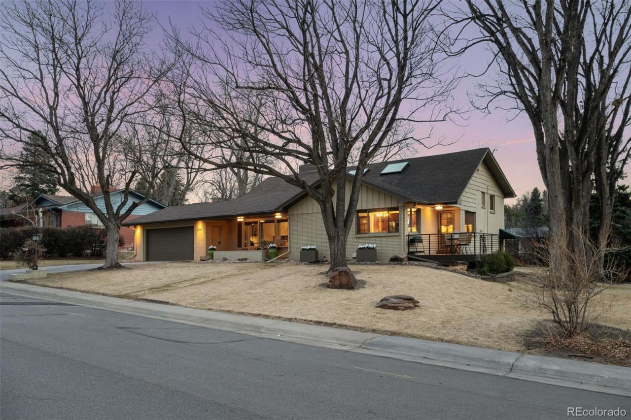 11720 W 22nd Place, Lakewood, CO 80215 Main Photo