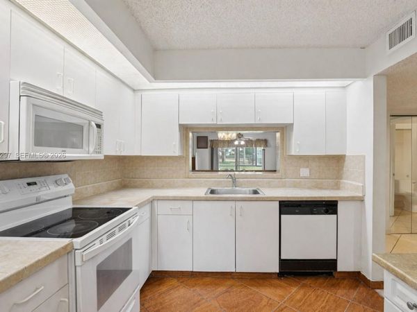 901 SW 138th Ave, Unit 108C, Pembroke Pines, FL 33027