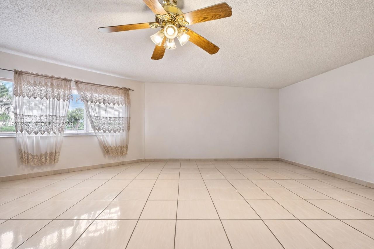 901 SW 138th Ave, Unit 108C, Pembroke Pines, FL 33027 Photo